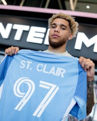 kaiyun.com-还得磨合！迈阿密免签上赛季最佳门将，2场丢5球中后场失误不少